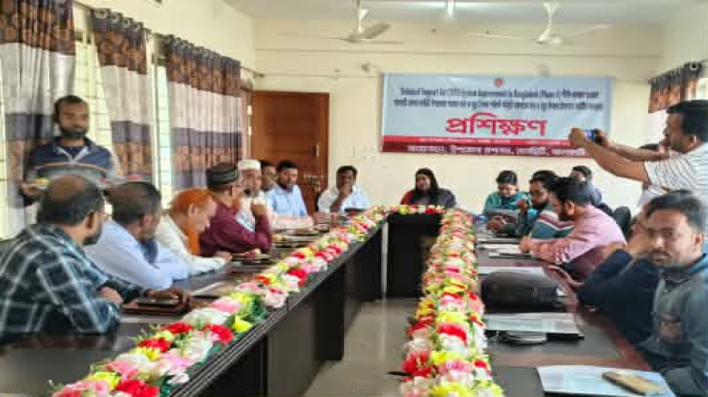 নলছিটিতে জন্ম মৃত্যু নিবন্ধন বিষয়ক প্রশিক্ষণ অনুষ্...