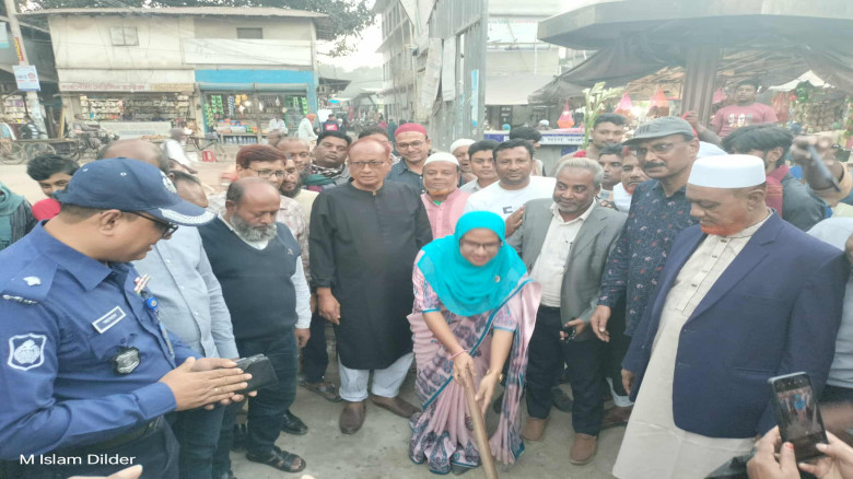 বাঘা পৌর প্রকল্পের রাস্তা ও ড্রেন উন্নয়ন কাজের ভিত...