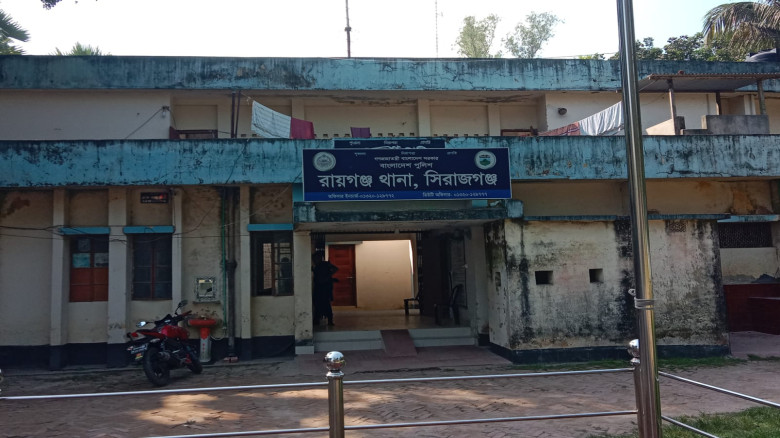 সলঙ্গায় অজ্ঞাত ট্রাকের ধাক্কায় পশু চিকিৎসকের মর্মা...