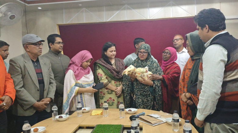 ১৮ দিনের নবজাতক ফাতেমার নতুন ঠিকানা: বিরামপুরে মান...