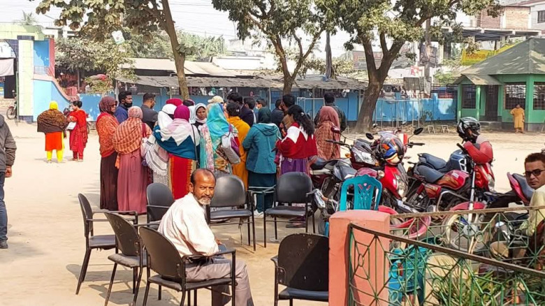 রাণীশংকৈলে প্রাথমিকে শিক্ষক আন্দোলনে পরীক্ষাকেন্দ্...