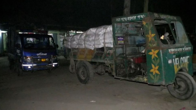 কুড়িগ্রামে ৪ মেট্রিক টন ডিএপি সার জব্দ...