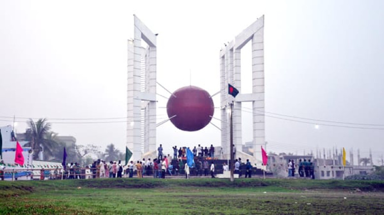 মহান বিজয় দিবস উপলক্ষ্যে খুলনা জেলা প্রশাসনের বিভি...