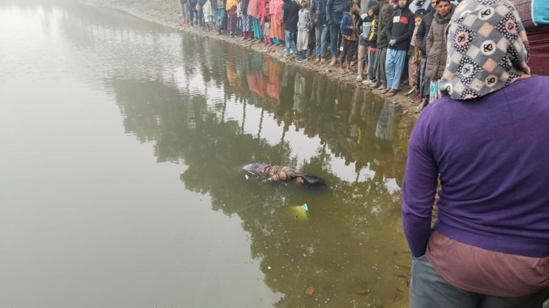রানীশৈংকলে পুকুর থেকে  নারীর মরদেহ উদ্ধার...