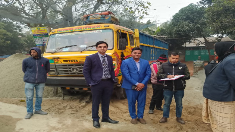সিরাজগঞ্জে শব্দদূষণ ও বায়ুদূষণ বিরোধী মোবাইলকোর্ট ...
