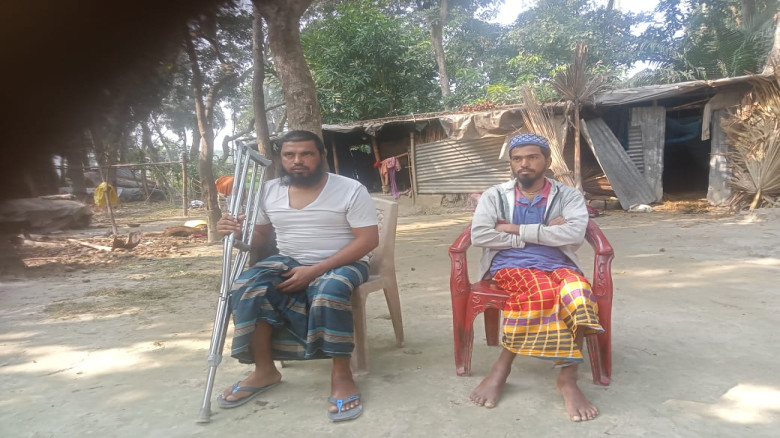 দুর্ঘটনায় পঙ্গুত্ব, অর্থাভাবে থমকে গেছে চিকিৎসা—এক...