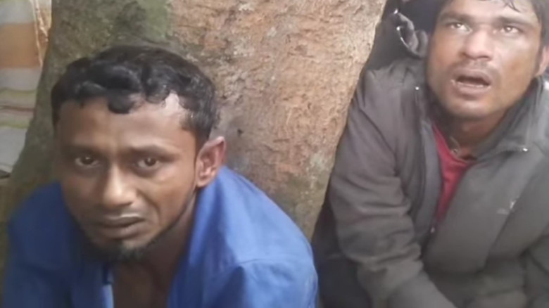 বিয়ে বাড়ির সামনে মোটরসাইকেল নিয়ে টানাটানি, জনতা...