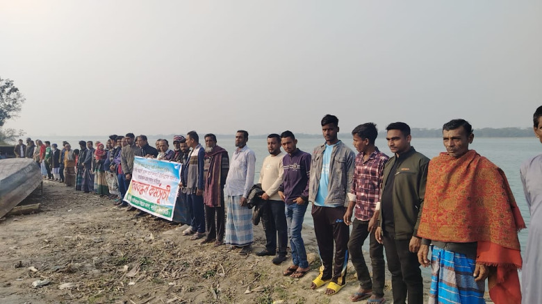 ঝালকাঠির নলছিটিতে সুগন্ধা নদী ভাঙন রোধে কার্যকরি উ...