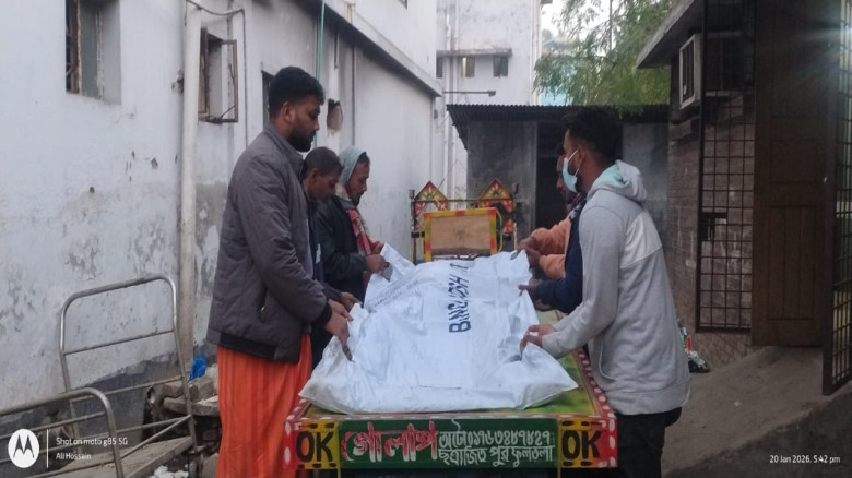 চাঁপাইনবাবগঞ্জে পদ্মা নদীতে ১৭ দিন ধরে নিখোঁজ গরু ...
