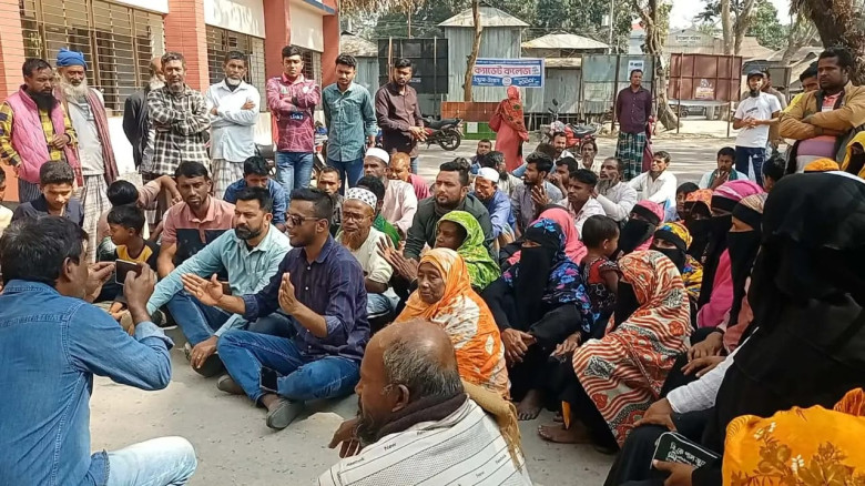 আমতলীতে ভুমি অফিসের ড্রাইভারের নামে খালের জমি বন্দ...