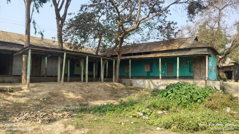 মাদারগঞ্জে মাতৃভাষা দিবস পালন ও জাতীয় পতাকা উত্তো...