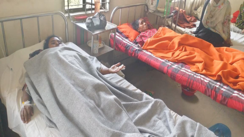 সরকারি চাউলের কার্ড চাওয়ায় বৃদ্ধাকে মারধর, পুত্র...