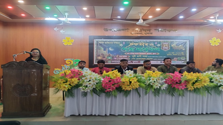 খুলনার ফুলতলায় গণমাধ্যম প্রেস ক্লাবের উদ্যোগে ইফতা...