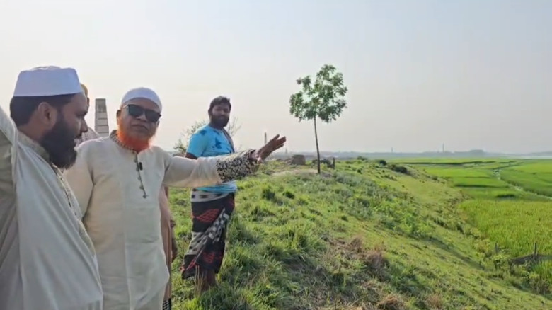 কৃষকদের সেচ সংকট নিরসনে এমপি বুলবুলের সরজমিন পরিদর...