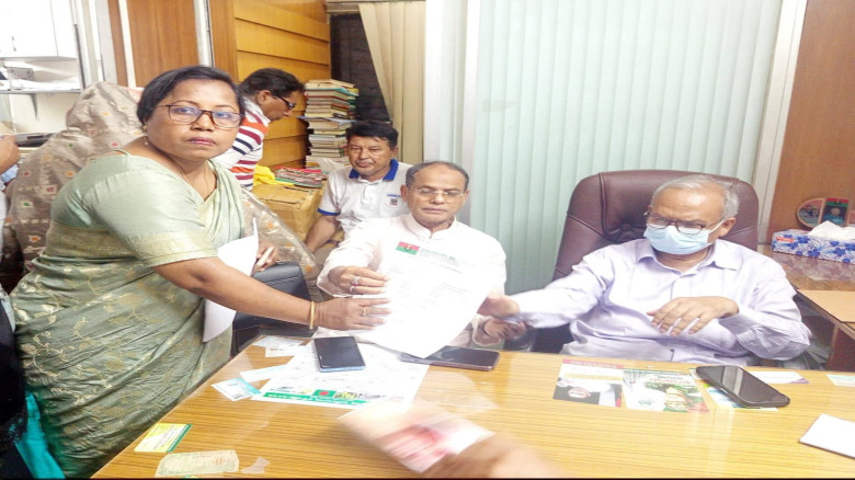 বরিশালে শহীদ পরিবারের সন্তান ও বিএনপি নেত্রী ফারজা...